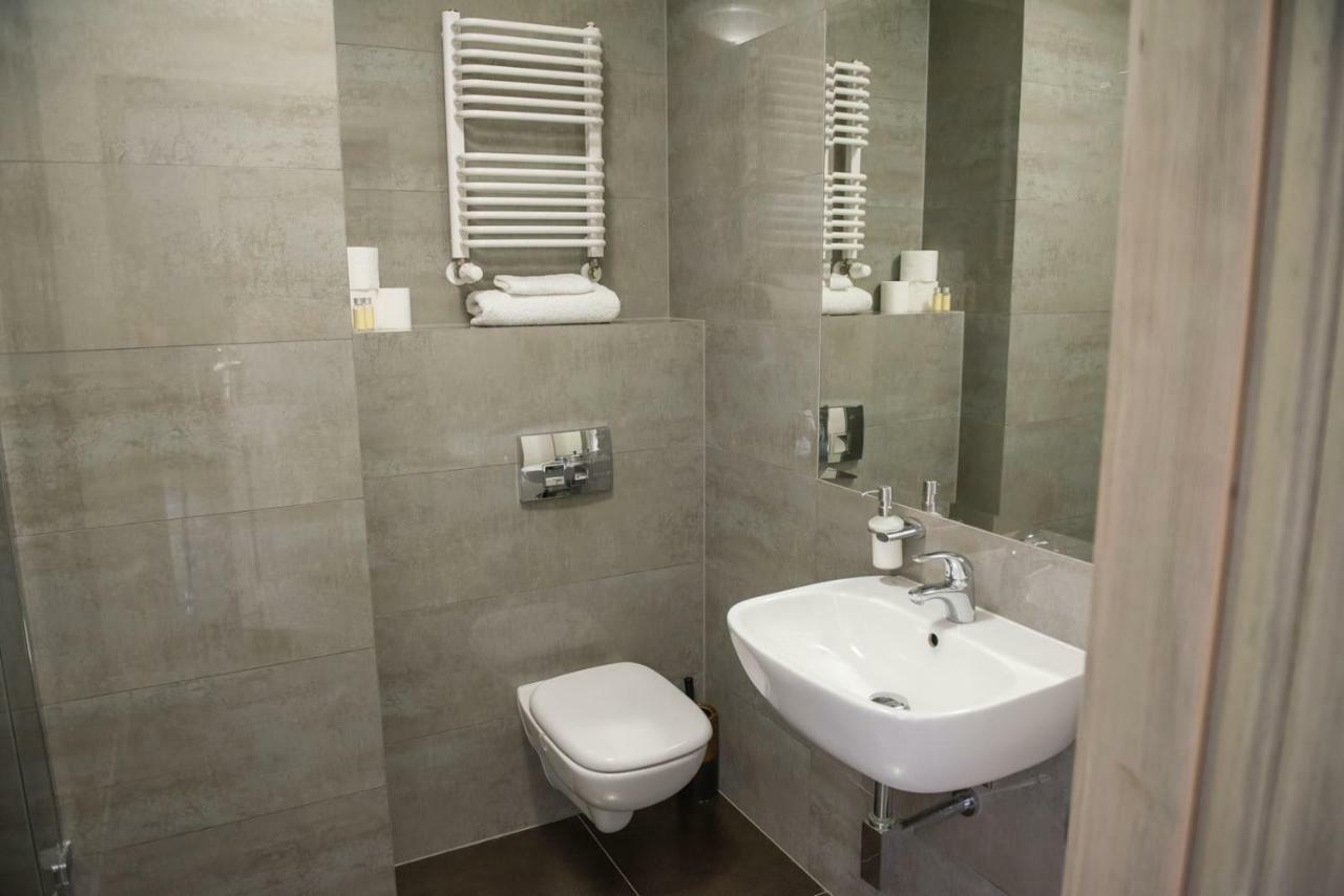 Apartamenty Faust Элк Экстерьер фото